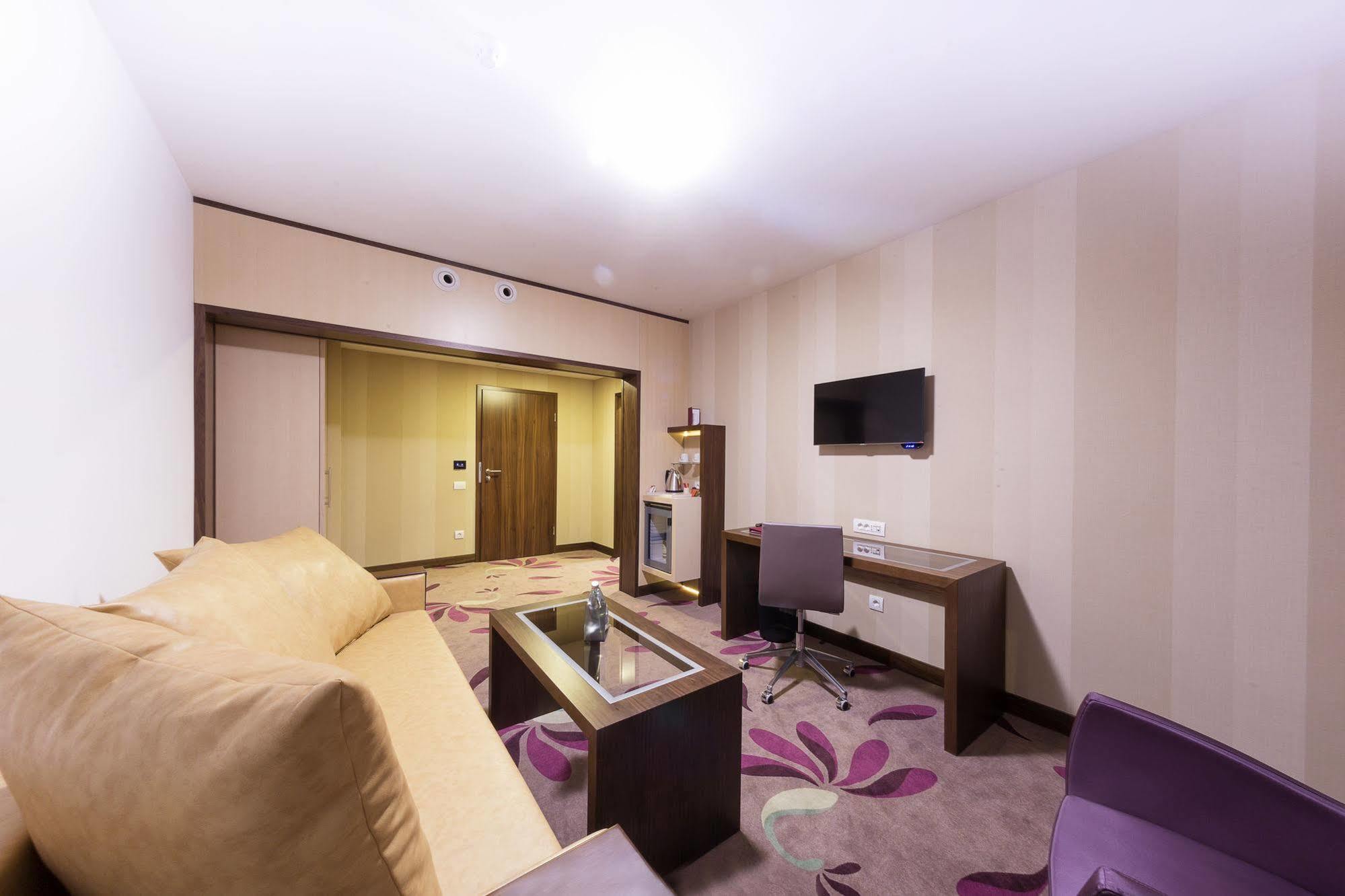Hotel Transilvania Alba Iulia Ngoại thất bức ảnh